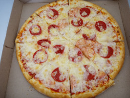 Mondo Pizza Jr. food