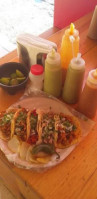 Tacos Quesadillas Y Burritos food