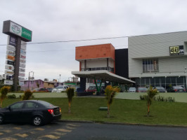 Plaza La Laguna outside