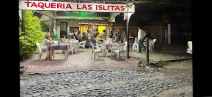 Tacos Las Islitas inside