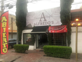 Alfredo's Pizza E Pasta, México outside