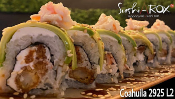 Santo Sushi food
