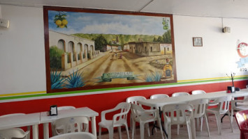 Birrieria Los Cuates food