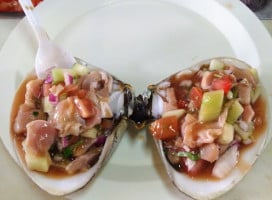 Mariscos La Cacho food