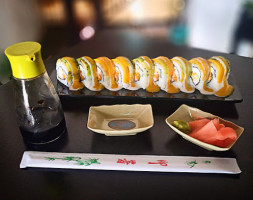 Sushi Miku Fusión Reforma food