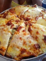 Jeno`s Pizza food