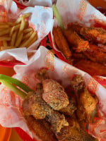 California Wings And Beer food