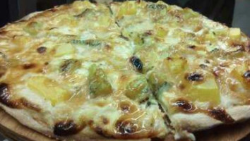 Perfetta Pizzetta food