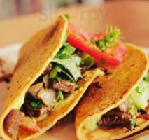 Tacos Del Mundo food