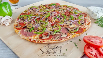 La Pizza De Don Cangrejo food