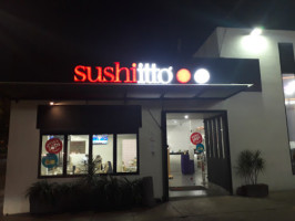 Sushi itto inside