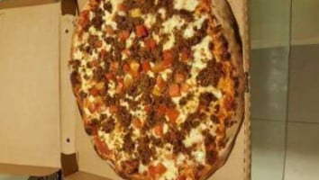Brava Pizza Espuma food