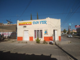 Mariscos Don Fer outside