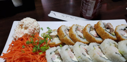 Chipotle Sushi (plaza Paloma) food