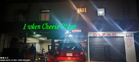 Broken Cheese Express outside