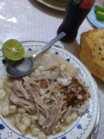 Cenaduría Colón food