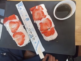 Sushi-crep food