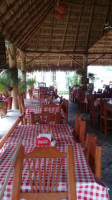La Palapa Restaurant Bar Campestre inside