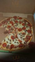 Gordy's Pizza food