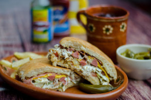 Tortas Cubanas El Polvorete Santiago food