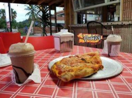 Junior Pizza Playa Jobos Isabela food