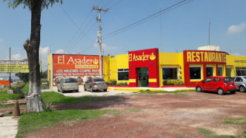 El Asadero, México outside