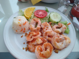 Mariscos El Amigo Jr food