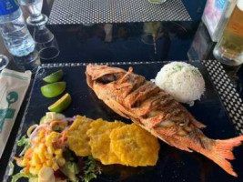 Papagayo Seafood food