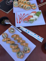 Sushi Tlan food