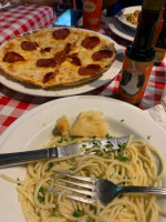 El Italianito food