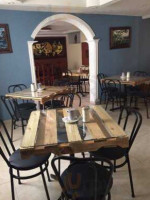Aroma Lojano Café inside