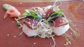 Sushi Alta Mar food