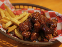 Dame Wings food