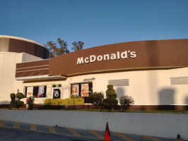 Mcdonald's outside