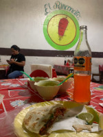 Taqueria El Rinconcito food