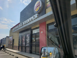 Burger King outside