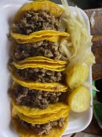 La Barra Tacos De Bistec food