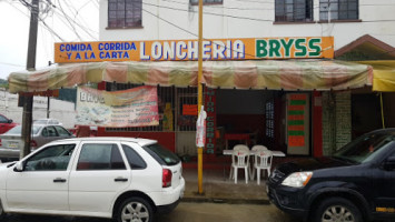 Lonchería Bryss outside