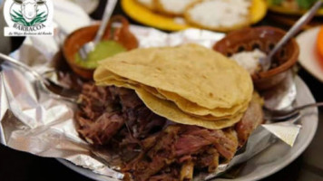 Barbacoa Renatos food