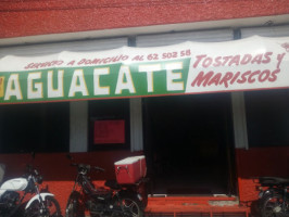Tostadas Y Mariscos El Aguacate outside