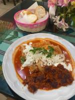 La Amuzgueñita food
