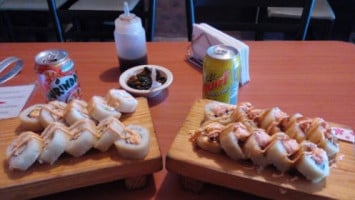 Ozaki Sushi Y Alitas food