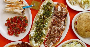 Tierra Mexicana Con Sabor A México food