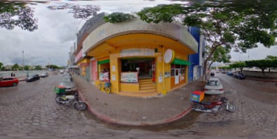 El Taco Loco outside