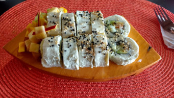 Sushi Shuy food