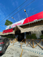 El Barbas Restaurant Bar outside
