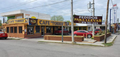 Cafe Torres outside