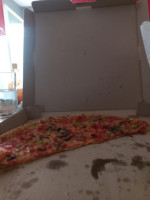 Benedetti's Pizza food