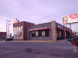 Wendy's outside