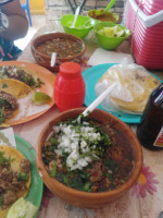 Tacos De Cabeza Y Birria food